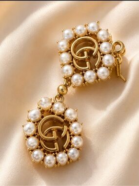 Gold Pearl Cluster GG Drop Earrings - White Pearls